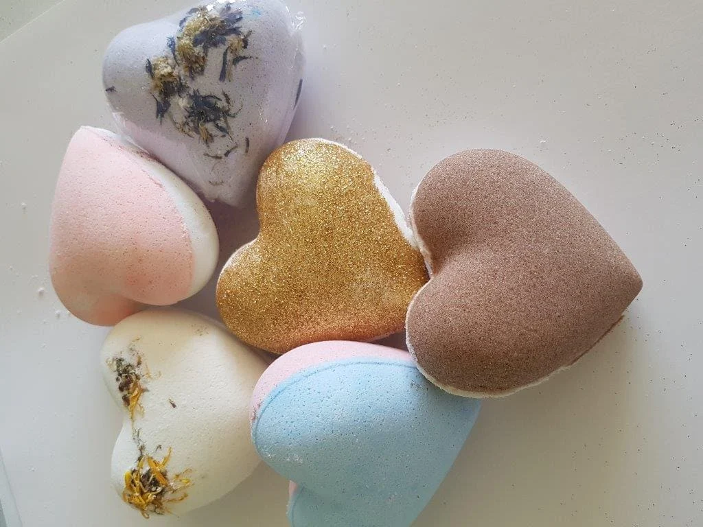 Relaxant de baie Bath Bomb parfumat și efervescent 80 g