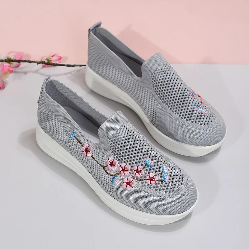 Women's Loafers Flowers Embroidery Shoes Breathable Mesh Flats - Image 9