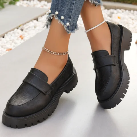 Women's British-style Low-heeled Slip-on Loafers